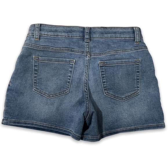 ❌RELISTED❌ Two Pair Girls Denim Shorts Size 10 - Cat & Jack, Old Navy Cut-Offs - Picture 3 of 13